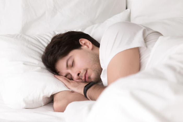 睡眠は美肌と健康の近道‼睡眠によって得られる効果とは?!